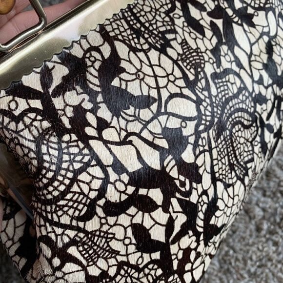 Chic Handmade Real hair-on-horsehide Black Lace Printed, Bamboo Handle Bag - Picture 14 of 16